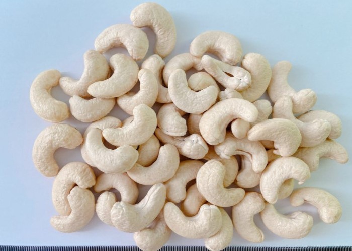 Hạt điều nguyên